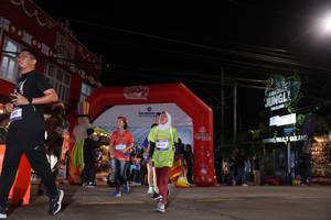 BIB: 3138
                            <button type="button" onclick="openModal(26265184)" class="btn btn-primary btn-sm float-right btn-popup" data-toggle="modal" data-target=".modal-high-quality">
                        <i class="fas fa-shopping-cart"></i> Add to Cart
                    </button>
                                            <button type="button" onclick="isThisMe(26265184, true)" class="btn btn-success btn-sm float-right btn-popup btn-isme hidden" data-toggle="tooltip" data-placement="bottom" title="นี่คือรูปของคุณใช่ไหม คลิกที่นี่เพื่อเอาเข้าอัลบั้ม">
                        <i class="fas fa-plus"></i> Add to album
                    </button>
                    <button type="button" onclick="isThisMe(26265184, false)" class="btn btn-warning btn-sm float-right btn-popup btn-isnotme hidden">
                        <i class="fas fa-ban"></i> Remove from album
                    </button>